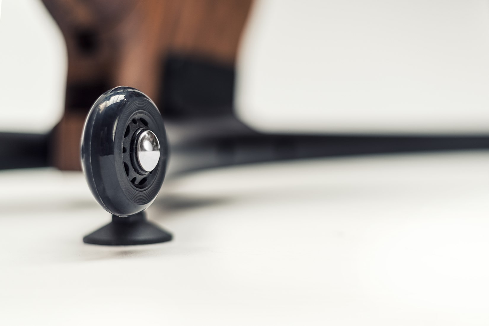 Магнитный велотренажер NOHrD Bike окрашенный ясень